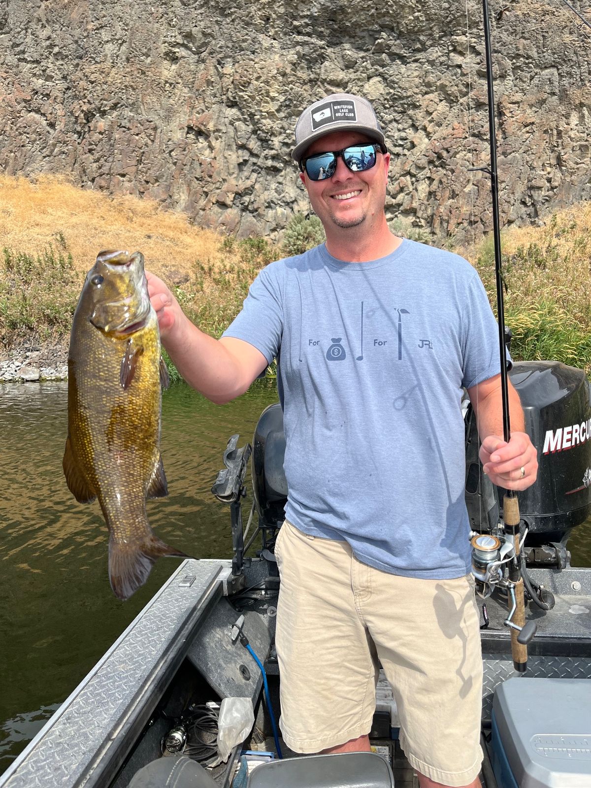 Fishing at Eagle Lakes Ranch Lodge